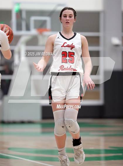 Thumbnail 1 in Pottsboro vs. Winnsboro (UIL 3A D1 Bi-District Basketball Playoff) photogallery.