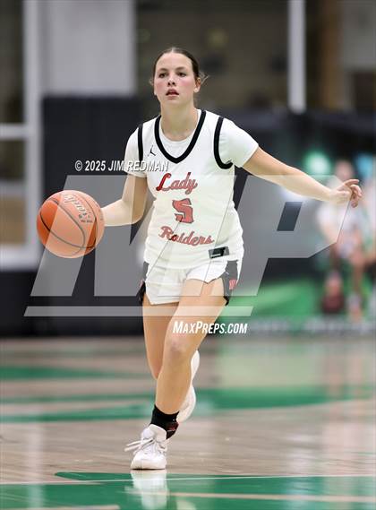 Thumbnail 3 in Pottsboro vs. Winnsboro (UIL 3A D1 Bi-District Basketball Playoff) photogallery.