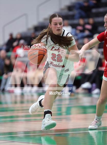 Thumbnail 2 in Pottsboro vs. Winnsboro (UIL 3A D1 Bi-District Basketball Playoff) photogallery.