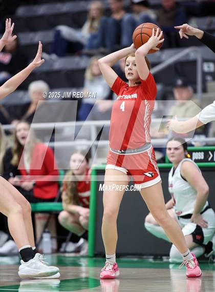 Thumbnail 3 in Pottsboro vs. Winnsboro (UIL 3A D1 Bi-District Basketball Playoff) photogallery.