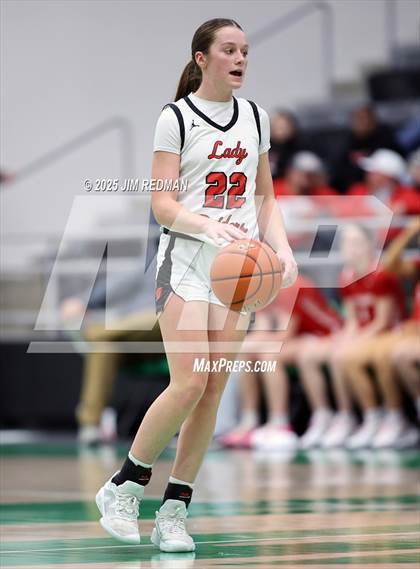 Thumbnail 3 in Pottsboro vs. Winnsboro (UIL 3A D1 Bi-District Basketball Playoff) photogallery.