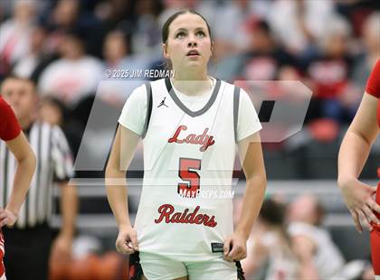 Thumbnail 2 in Pottsboro vs. Winnsboro (UIL 3A D1 Bi-District Basketball Playoff) photogallery.