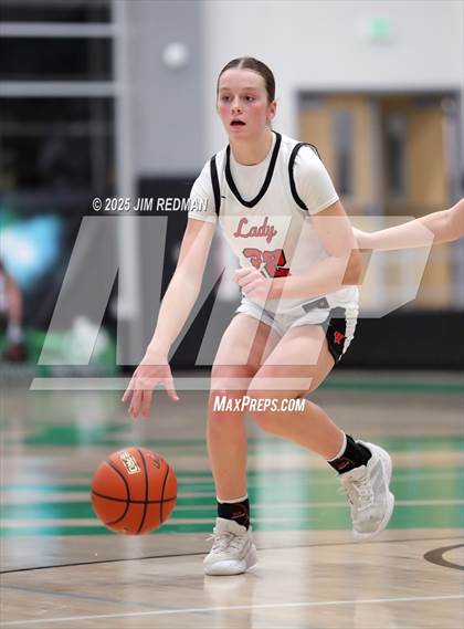 Thumbnail 3 in Pottsboro vs. Winnsboro (UIL 3A D1 Bi-District Basketball Playoff) photogallery.