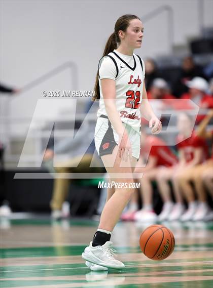 Thumbnail 2 in Pottsboro vs. Winnsboro (UIL 3A D1 Bi-District Basketball Playoff) photogallery.