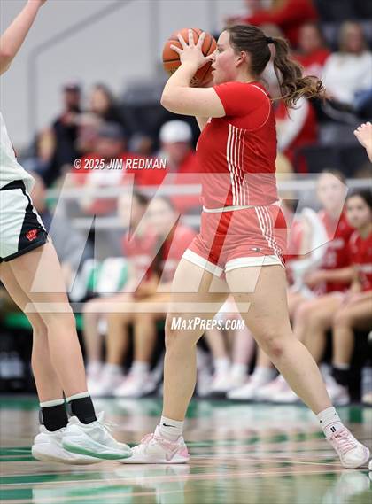 Thumbnail 3 in Pottsboro vs. Winnsboro (UIL 3A D1 Bi-District Basketball Playoff) photogallery.