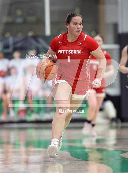 Thumbnail 2 in Pottsboro vs. Winnsboro (UIL 3A D1 Bi-District Basketball Playoff) photogallery.