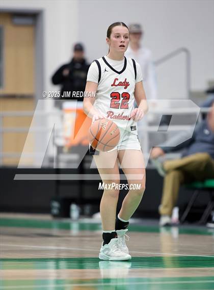 Thumbnail 2 in Pottsboro vs. Winnsboro (UIL 3A D1 Bi-District Basketball Playoff) photogallery.