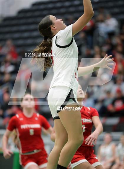 Thumbnail 1 in Pottsboro vs. Winnsboro (UIL 3A D1 Bi-District Basketball Playoff) photogallery.