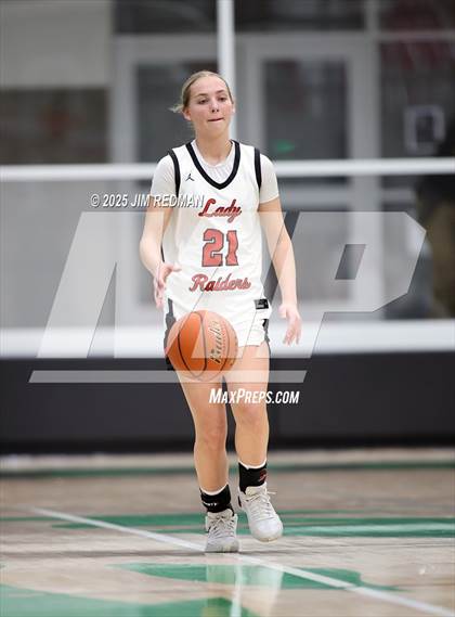 Thumbnail 2 in Pottsboro vs. Winnsboro (UIL 3A D1 Bi-District Basketball Playoff) photogallery.