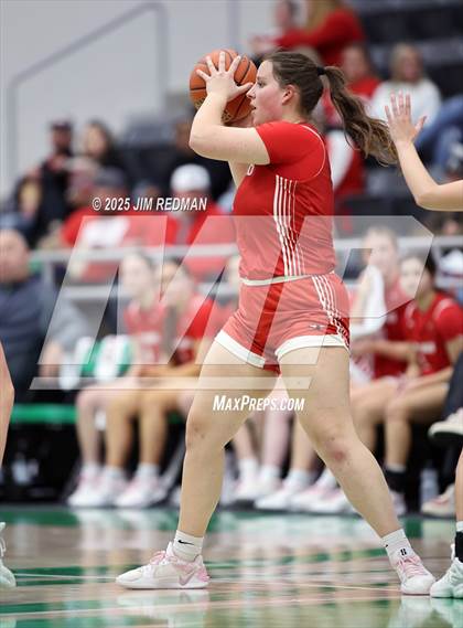 Thumbnail 2 in Pottsboro vs. Winnsboro (UIL 3A D1 Bi-District Basketball Playoff) photogallery.