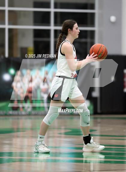 Thumbnail 2 in Pottsboro vs. Winnsboro (UIL 3A D1 Bi-District Basketball Playoff) photogallery.