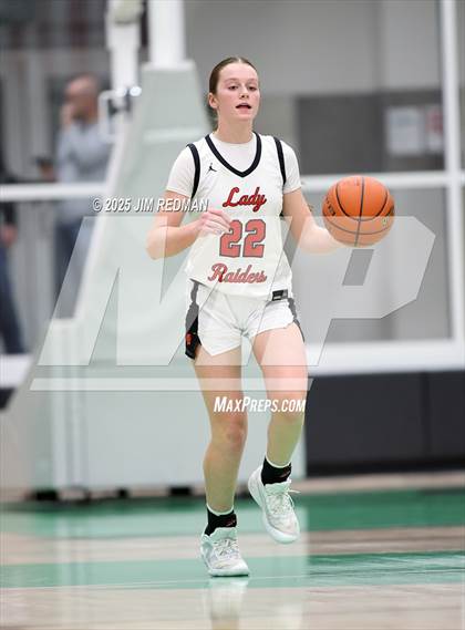 Thumbnail 1 in Pottsboro vs. Winnsboro (UIL 3A D1 Bi-District Basketball Playoff) photogallery.