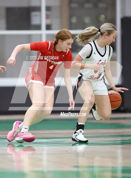 Thumbnail 3 in Pottsboro vs. Winnsboro (UIL 3A D1 Bi-District Basketball Playoff) photogallery.