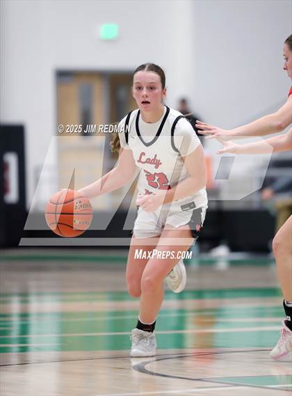 Thumbnail 1 in Pottsboro vs. Winnsboro (UIL 3A D1 Bi-District Basketball Playoff) photogallery.