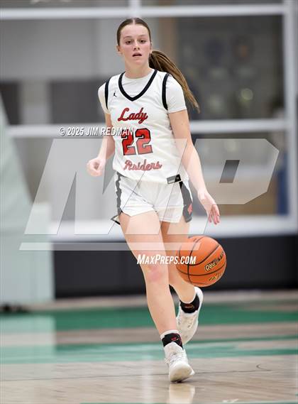 Thumbnail 2 in Pottsboro vs. Winnsboro (UIL 3A D1 Bi-District Basketball Playoff) photogallery.