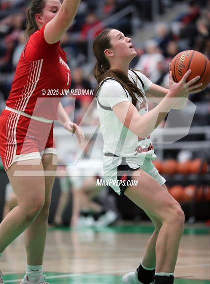 Thumbnail 1 in Pottsboro vs. Winnsboro (UIL 3A D1 Bi-District Basketball Playoff) photogallery.