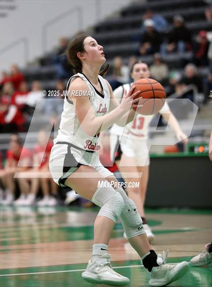 Thumbnail 2 in Pottsboro vs. Winnsboro (UIL 3A D1 Bi-District Basketball Playoff) photogallery.