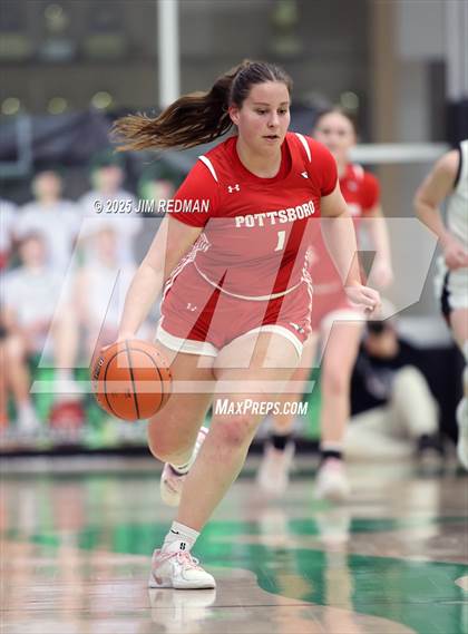 Thumbnail 2 in Pottsboro vs. Winnsboro (UIL 3A D1 Bi-District Basketball Playoff) photogallery.