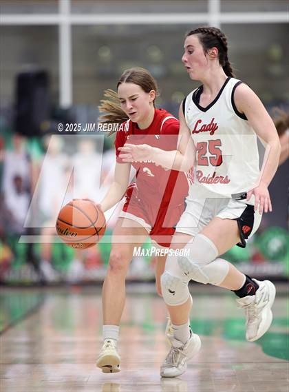 Thumbnail 1 in Pottsboro vs. Winnsboro (UIL 3A D1 Bi-District Basketball Playoff) photogallery.