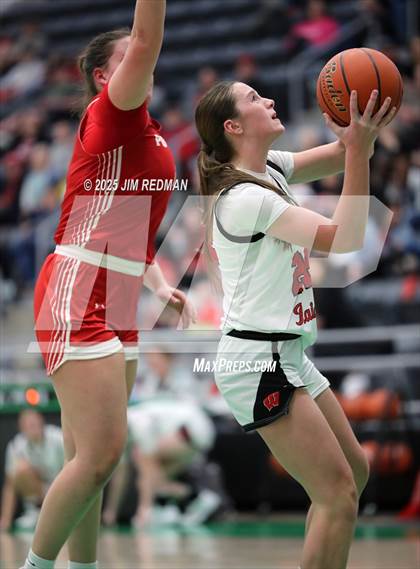 Thumbnail 2 in Pottsboro vs. Winnsboro (UIL 3A D1 Bi-District Basketball Playoff) photogallery.