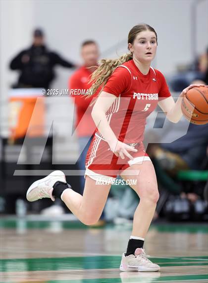 Thumbnail 2 in Pottsboro vs. Winnsboro (UIL 3A D1 Bi-District Basketball Playoff) photogallery.