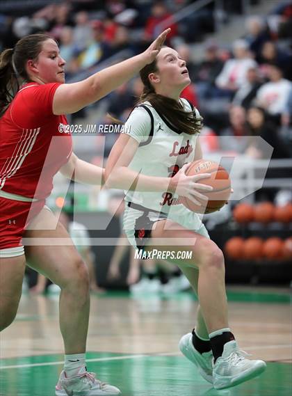 Thumbnail 2 in Pottsboro vs. Winnsboro (UIL 3A D1 Bi-District Basketball Playoff) photogallery.