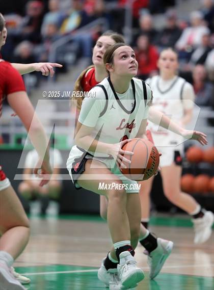 Thumbnail 2 in Pottsboro vs. Winnsboro (UIL 3A D1 Bi-District Basketball Playoff) photogallery.