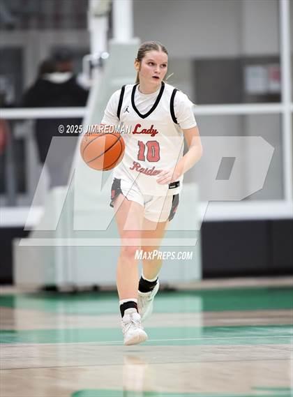Thumbnail 3 in Pottsboro vs. Winnsboro (UIL 3A D1 Bi-District Basketball Playoff) photogallery.
