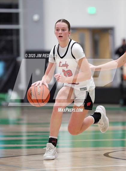 Thumbnail 2 in Pottsboro vs. Winnsboro (UIL 3A D1 Bi-District Basketball Playoff) photogallery.
