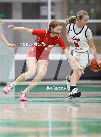 Thumbnail 2 in Pottsboro vs. Winnsboro (UIL 3A D1 Bi-District Basketball Playoff) photogallery.