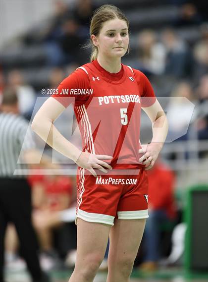 Thumbnail 1 in Pottsboro vs. Winnsboro (UIL 3A D1 Bi-District Basketball Playoff) photogallery.