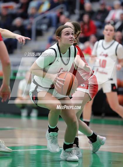 Thumbnail 1 in Pottsboro vs. Winnsboro (UIL 3A D1 Bi-District Basketball Playoff) photogallery.