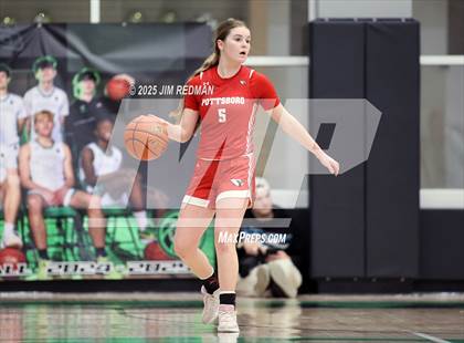 Thumbnail 3 in Pottsboro vs. Winnsboro (UIL 3A D1 Bi-District Basketball Playoff) photogallery.