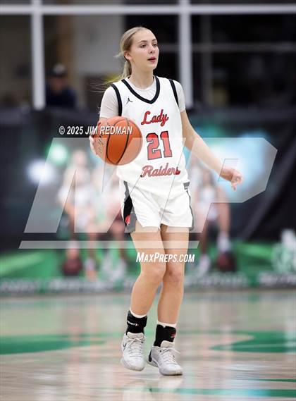 Thumbnail 3 in Pottsboro vs. Winnsboro (UIL 3A D1 Bi-District Basketball Playoff) photogallery.
