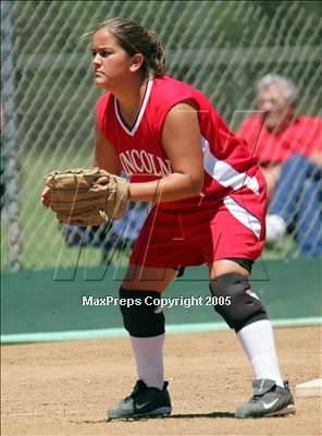 Thumbnail 2 in Lincoln-Stockton vs Vacaville (Sec. Playoff) photogallery.