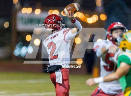 Thumbnail 3 in East Valley @ Tumwater (WIAA State 2A Semi Final) photogallery.