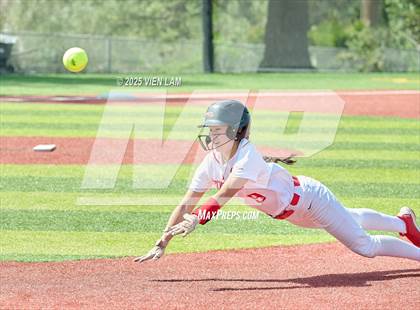 Thumbnail 3 in Vanden @ Carondelet photogallery.