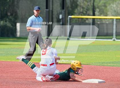 Thumbnail 1 in Vanden @ Carondelet photogallery.