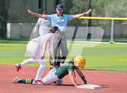 Thumbnail 2 in Vanden @ Carondelet photogallery.
