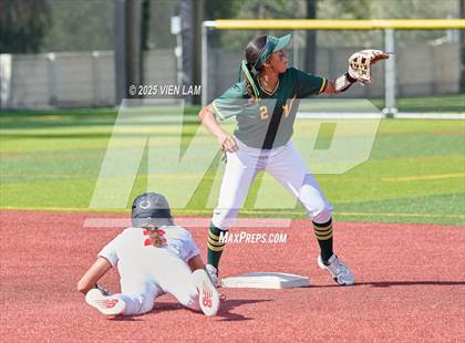Thumbnail 2 in Vanden @ Carondelet photogallery.