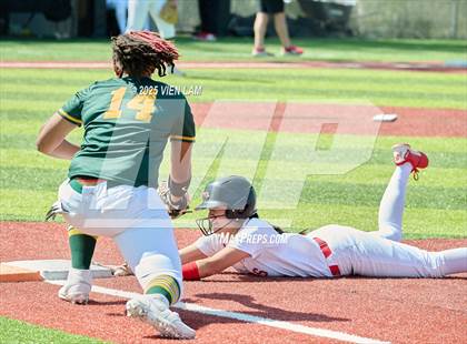 Thumbnail 2 in Vanden @ Carondelet photogallery.