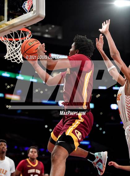 Thumbnail 2 in Christ the King vs. Fairfax (The Chosen 1's Invitational) photogallery.