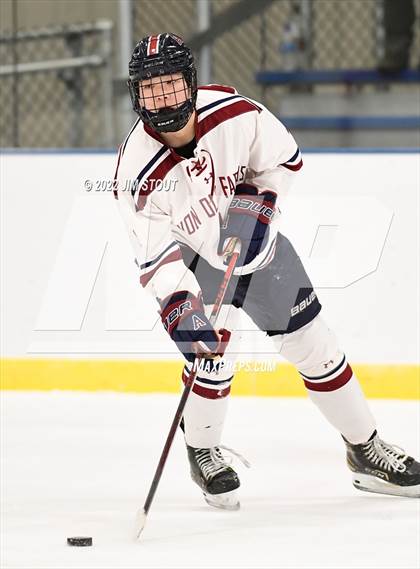 Thumbnail 2 in Avon Old Farms Varsity B @ Kent photogallery.