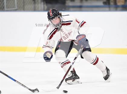 Thumbnail 2 in Avon Old Farms Varsity B @ Kent photogallery.