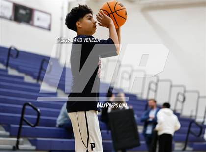 Thumbnail 2 in FR: Tucson @ Perry photogallery.