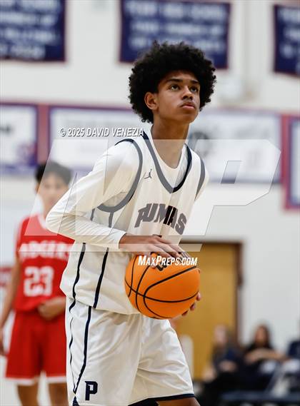 Thumbnail 2 in FR: Tucson @ Perry photogallery.