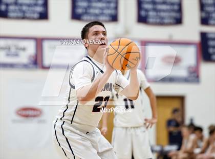 Thumbnail 1 in FR: Tucson @ Perry photogallery.