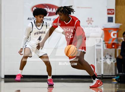 Thumbnail 2 in FR: Tucson @ Perry photogallery.