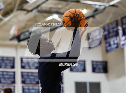 Thumbnail 2 in FR: Tucson @ Perry photogallery.