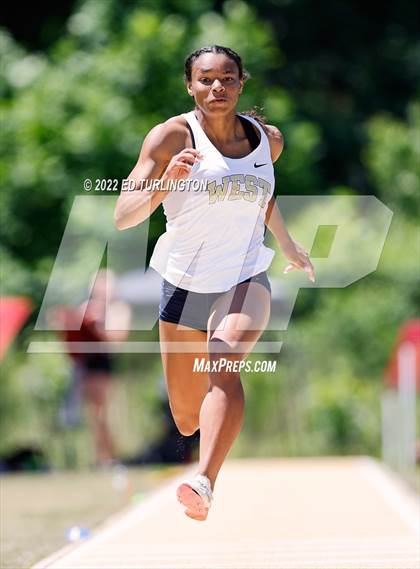 Thumbnail 3 in GHSA A Private And 7A Championship (Thursday) photogallery.